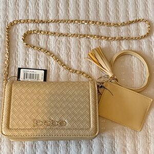 Bebe Beige Handbag w/ Gold Chain Strap Crossbody 3 in 1 w/ Card Case/Key Ring ❤️